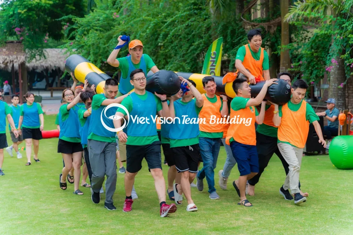 Khoảnh khắc đội nhóm trong chương trình Viet Vision Khoảnh khắc đội nhóm trong chương trình Viet Vision