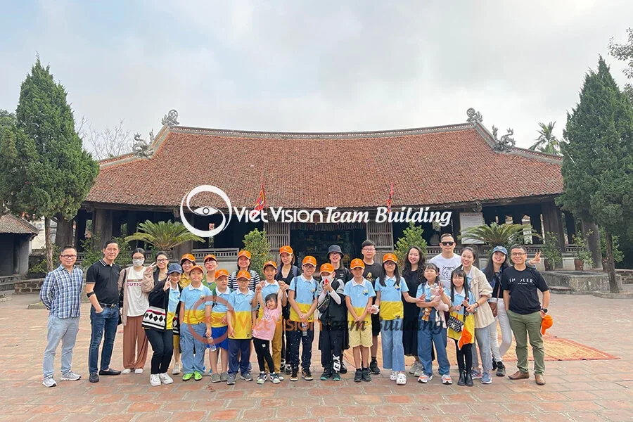 Đoàn tham gia thử thách phối hợp cùng Viet Vision