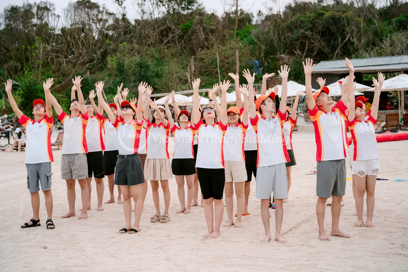 Đội ngũ khởi động đồng loạt theo ý tưởng tổ chức team building ngoài trời